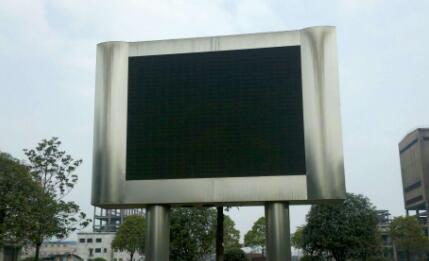戶外LED顯示屏夏季防護知識介紹